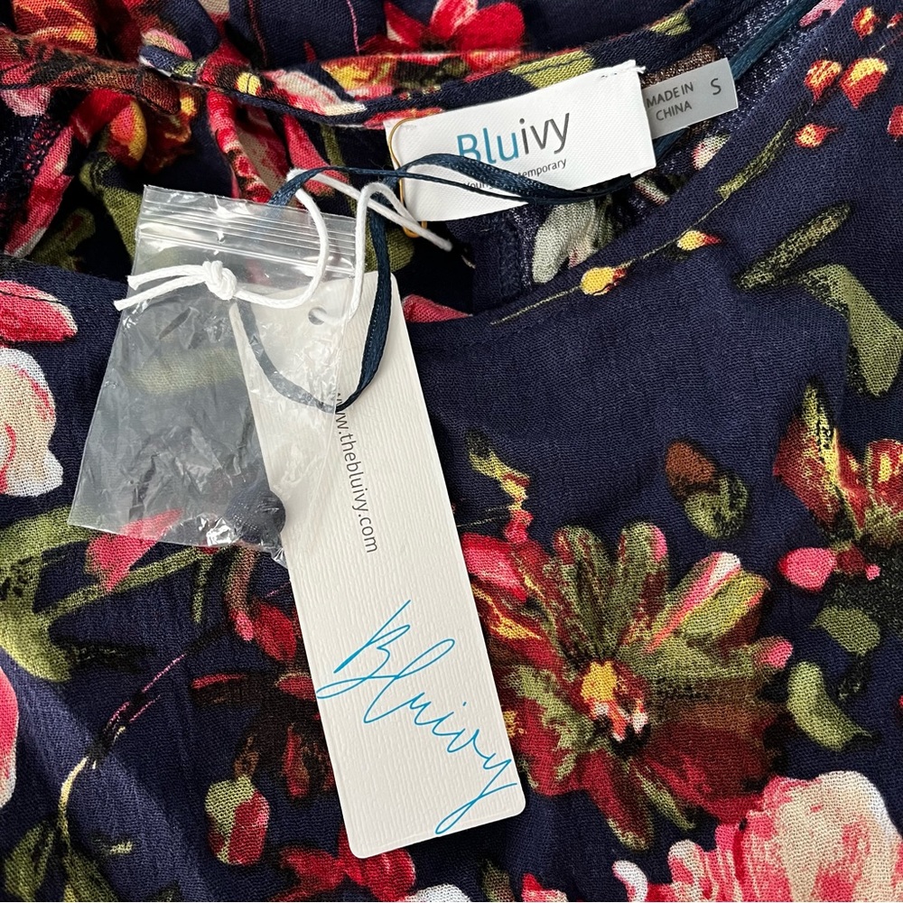 NWT, BluIvy Navy Floral Tiered Ruffle Hem Cinch Waist Dress, sz S - Picture 12 of 12
